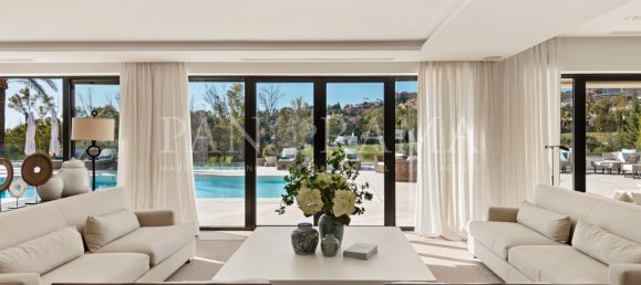 Villa de 7 dormitorios en Marbella, Spain No. 73720 35