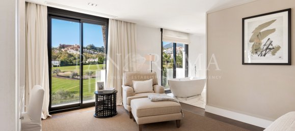 Villa de 7 dormitorios en Marbella, Spain No. 73720 8