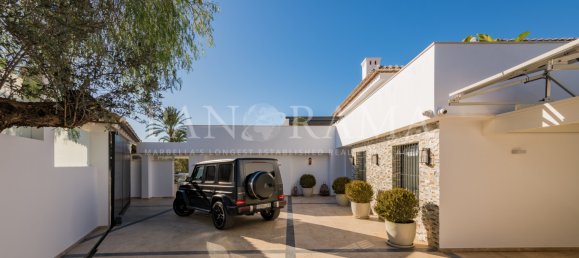 Villa de 7 dormitorios en Marbella, Spain No. 73720 28