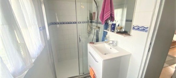 2 bedrooms House in Dugny, France No. 173722 9