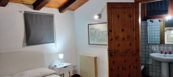 Вилла с 9 комнатами в Ното, Италия № 256964 36