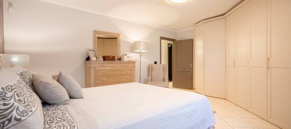 2 bedrooms Apartment in Palermo, Italy No. 68087 12