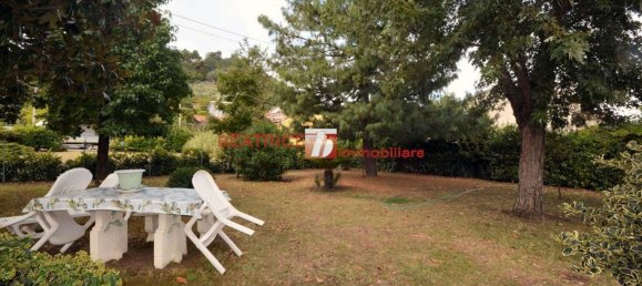 7 rooms Villa in Capannori, Italy No. 11009 48