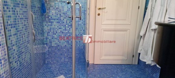 7 rooms Villa in Capannori, Italy No. 11009 20