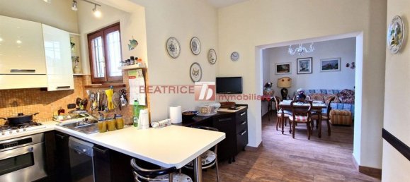 7 rooms Villa in Capannori, Italy No. 11009 10