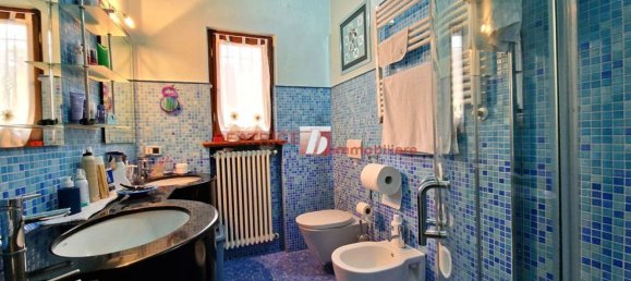 7 rooms Villa in Capannori, Italy No. 11009 17