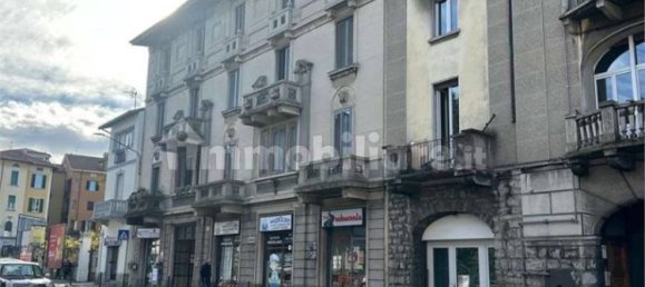 2 bedrooms Apartment in Varese, Italy No. 236151 16