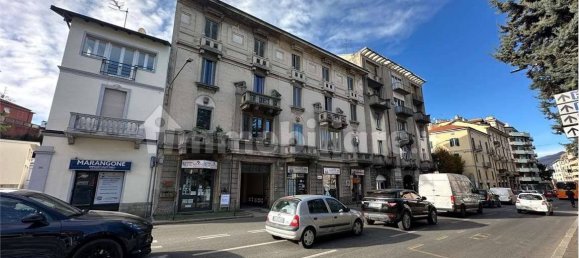 2 bedrooms Apartment in Varese, Italy No. 236151 18