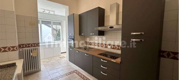 2 bedrooms Apartment in Varese, Italy No. 236151 8
