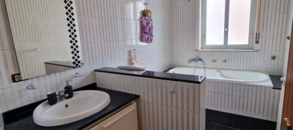 4-Zimmer Wohnung in Paternò, Italy, Nr. 256341 6