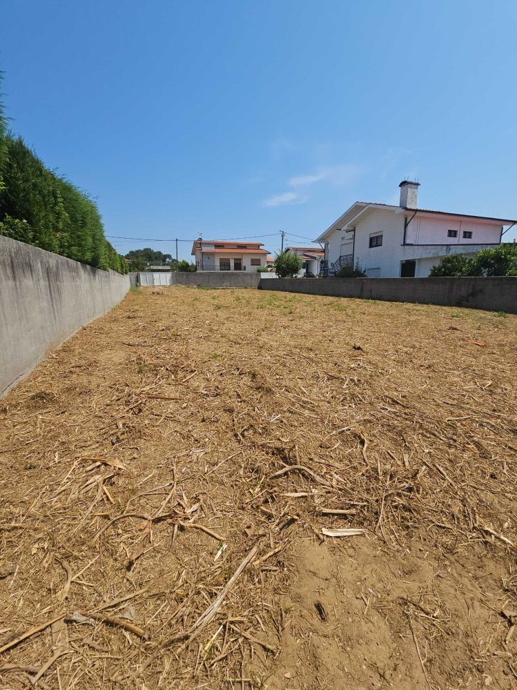  Land in Vila Nova de Gaia, Portugal No. 223005