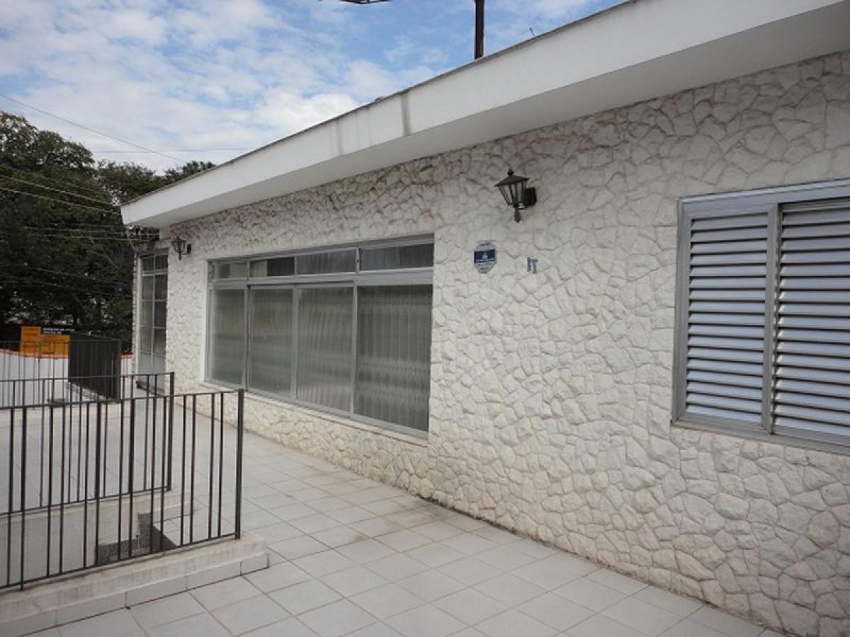 Casa de 4 dormitorios en Sao Paulo, Brazil No. 434019