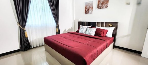 Casa de 3 dormitorios en Pattaya, Thailand No. 73120 2