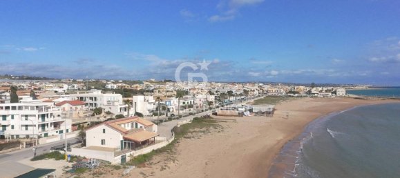 Квартира с 4 комнатами в Шикли, Италия № 36768 18