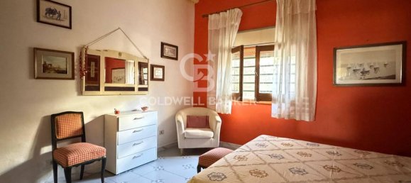 Квартира с 4 комнатами в Шикли, Италия № 36768 29