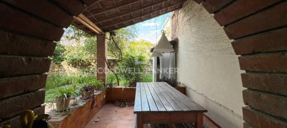 Квартира с 4 комнатами в Шикли, Италия № 36768 14