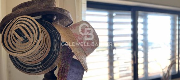 Квартира с 4 комнатами в Шикли, Италия № 36768 28