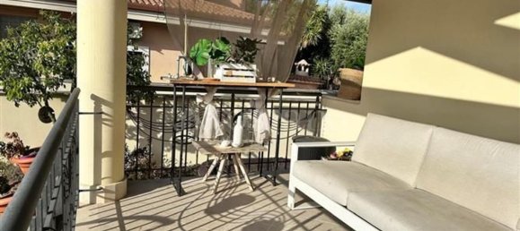 4 bedrooms Villa in Rome, Italy No. 335491 10