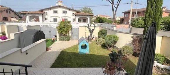 4 bedrooms Villa in Rome, Italy No. 335491 4