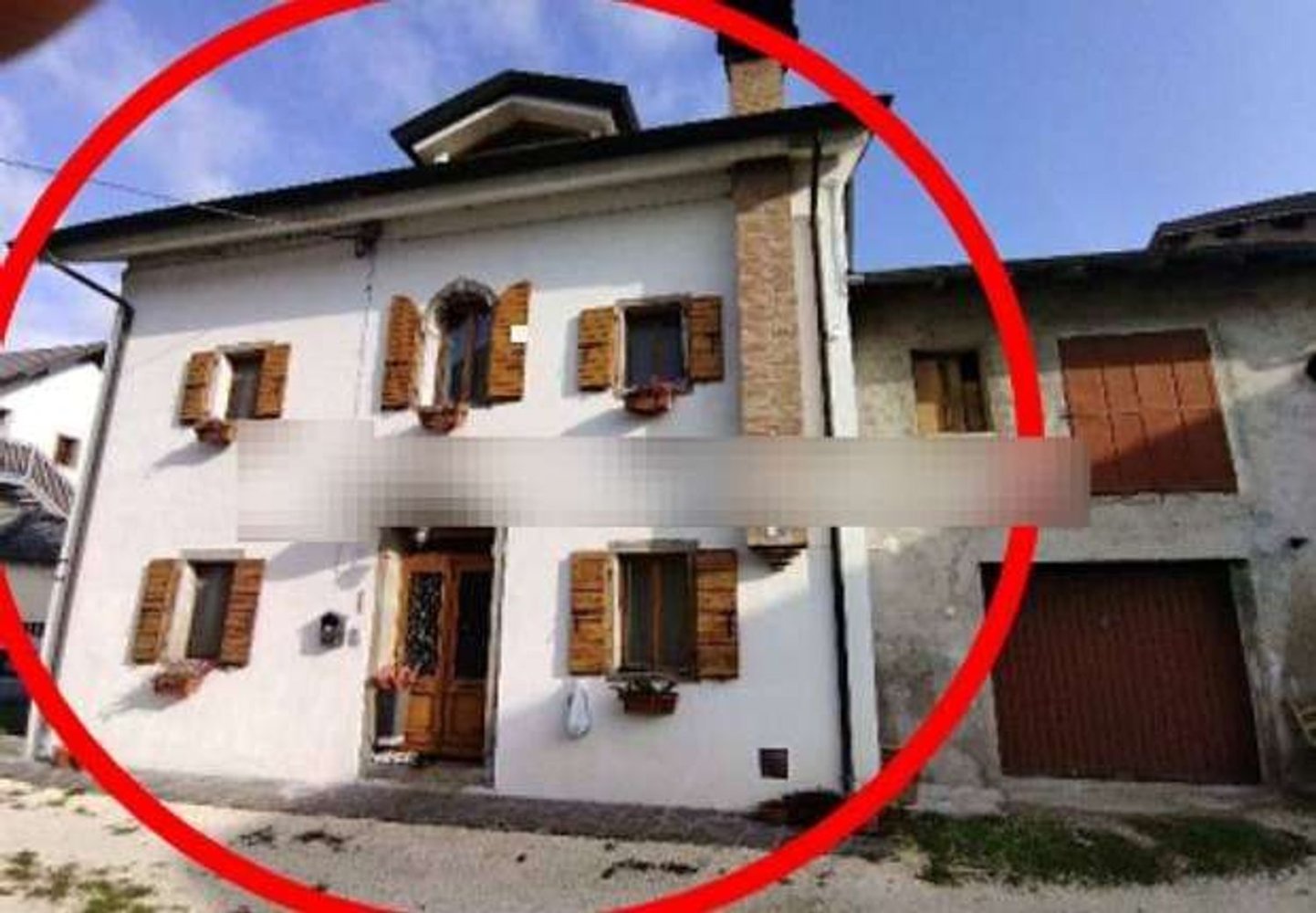 Casa de 5 habitaciónes en Alpago, Italy No. 287620