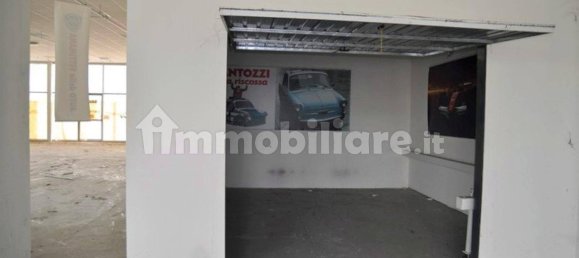 5497m² Commercial property in Tito, Italy No. 343081 8