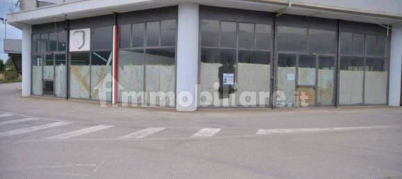 5497m² Commercial property in Tito, Italy No. 343081 17