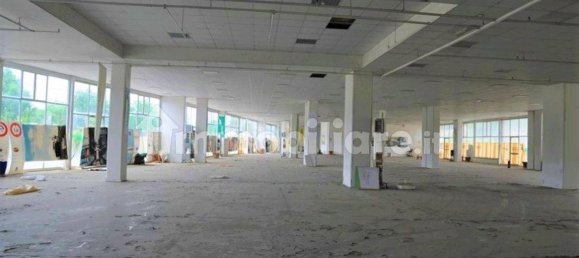 5497m² Commercial property in Tito, Italy No. 343081 9