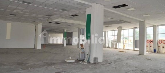 5497m² Commercial property in Tito, Italy No. 343081 20