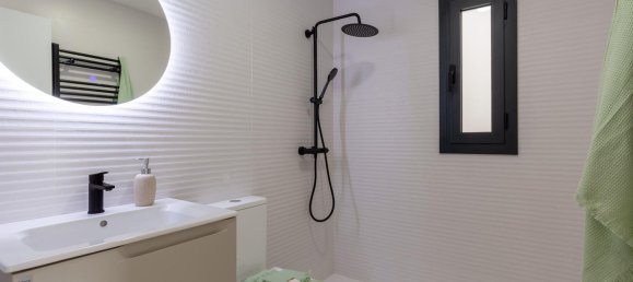 5 Schlafzimmer Haus in Terrassa, Spain, Nr. 188878 3