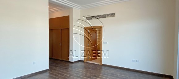 5 bedrooms Villa in Marina Village, UAE No. 29391 5