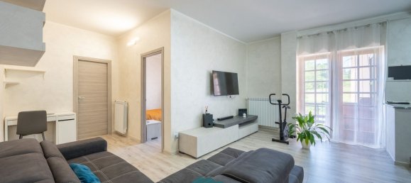 3 Schlafzimmer Wohnung in Zagarolo, Italy, Nr. 339949 2
