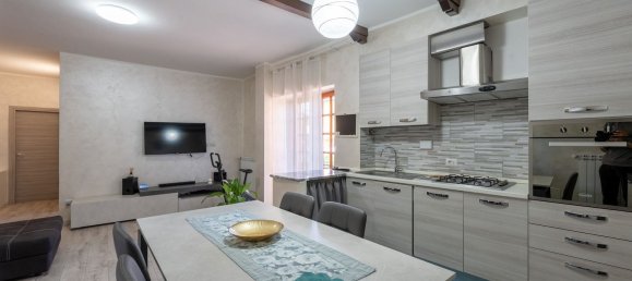 3 Schlafzimmer Wohnung in Zagarolo, Italy, Nr. 339949 8