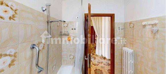 Apartamento de 4 dormitorios en Osimo, Italy No. 321286 18