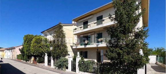 Apartamento de 4 dormitorios en Osimo, Italy No. 321286 2