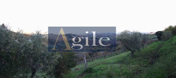 4-Zimmer Haus in Castorano, Italy, Nr. 133641 15