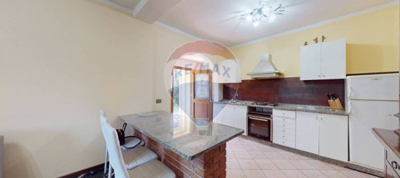 2 bedrooms House in Viareggio, Italy No. 46416 6