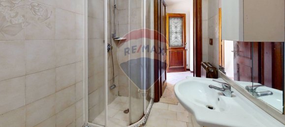 2 bedrooms House in Viareggio, Italy No. 46416 48