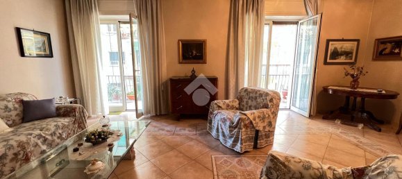 6-Zimmer Wohnung in Naples, Italy, Nr. 3098 6