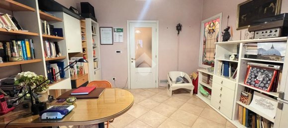 6-Zimmer Wohnung in Naples, Italy, Nr. 3098 8
