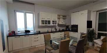 Apartamento de 3 dormitorios en Oggiona con Santo Stefano, Italy No. 98173