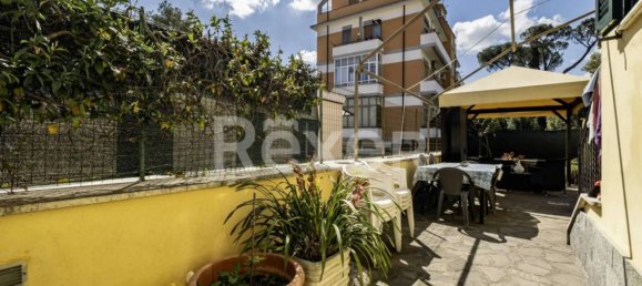 4 bedrooms Apartment in Rome, Italy No. 9729 23