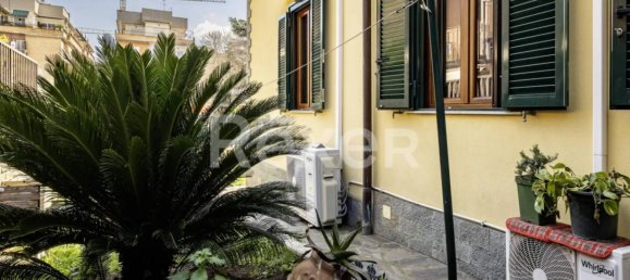 4 bedrooms Apartment in Rome, Italy No. 9729 19