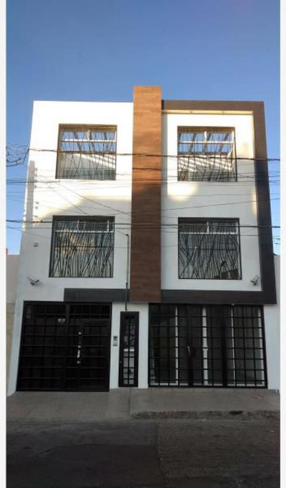  Building in Puebla, Mexico No. 202119