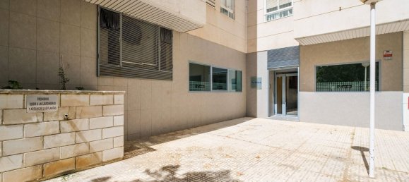 200m² Commercial property in Zaragoza, Spain No. 67598 2