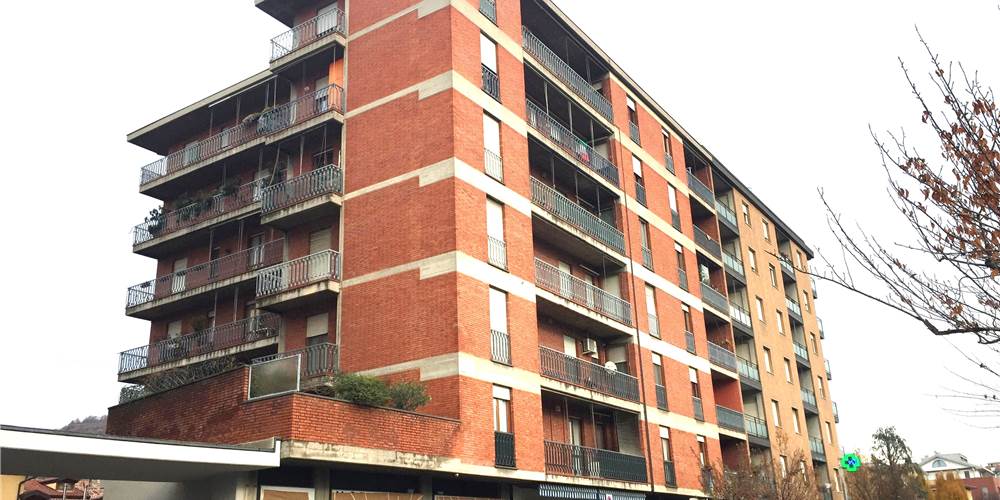 1غرفة عقار تجاري في Bergamo, Italy رقم 108926