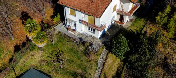 4 bedrooms House in Como, Italy No. 63937 16