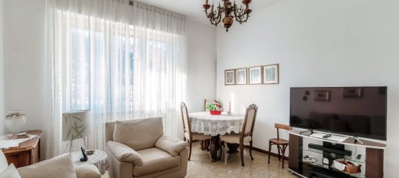 4 bedrooms House in Como, Italy No. 63937 5