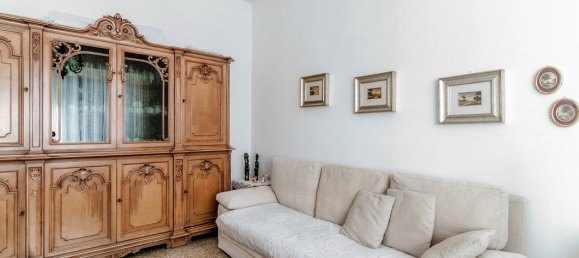 4 bedrooms House in Como, Italy No. 63937 8