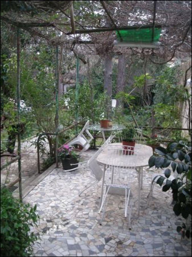 8 rooms House in Livorno, Italy No. 300873