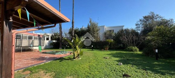 4 bedrooms Villa in Bari, Italy No. 128770 25